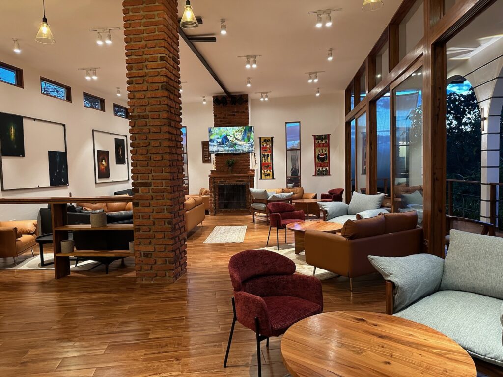 Oasis Lounge